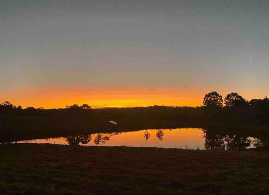 Widgereedoo Farm. Vineyard Views. Peaceful Retreat. Villa Tamaree Exterior photo